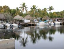 Campground mit Bootsanlager auf dem Keys